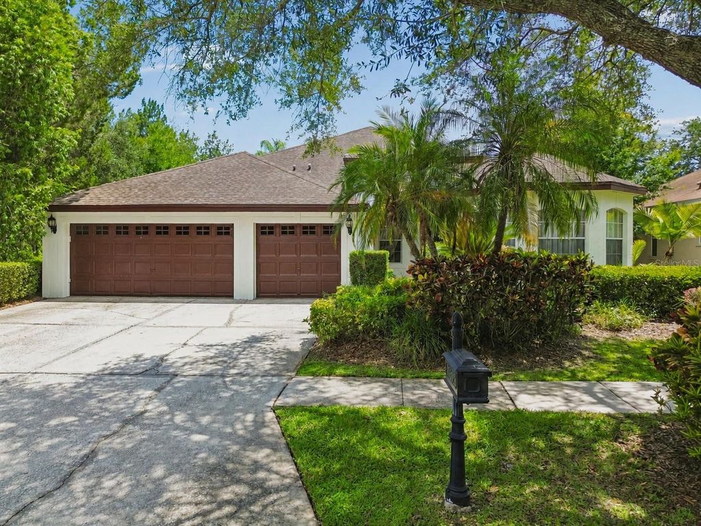 10502 CASTLEFORD WAY, Tampa, FL 33626