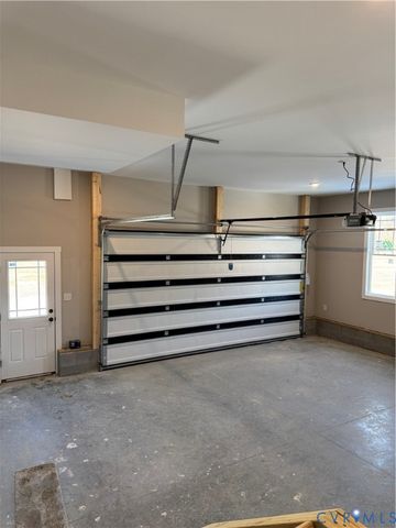 1306 General Puller Hwy, Middlesex, VA 23149