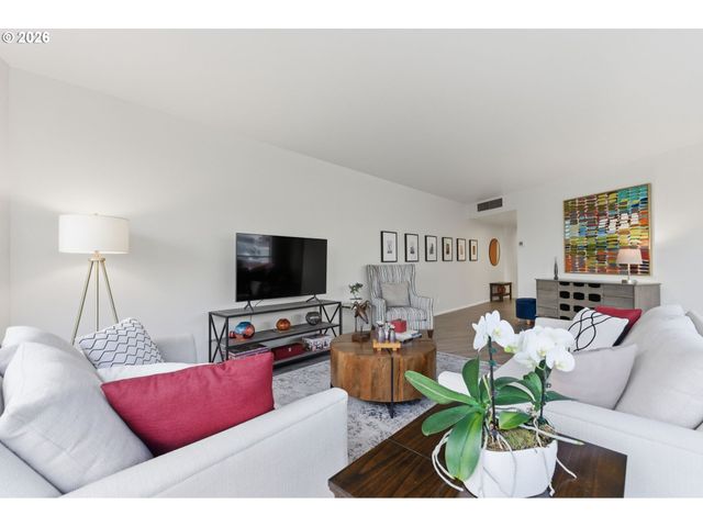 1500 Sw 5TH Ave 801, Portland, OR 97201