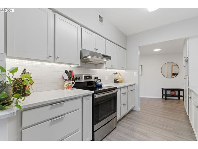 1500 Sw 5TH Ave 801, Portland, OR 97201