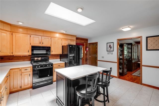 1210 S Saluda Road, Cleveland, SC 29635