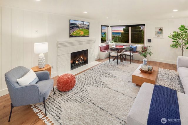 8459 40th Avenue SW, Seattle, WA 98136