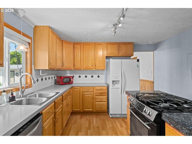 3251 Se 179TH Ave, Portland, OR 97236