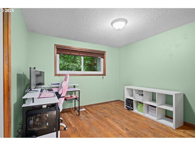 3251 Se 179TH Ave, Portland, OR 97236