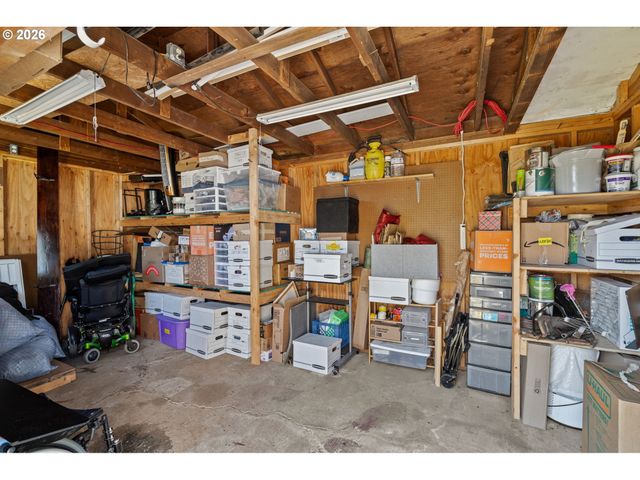 3251 Se 179TH Ave, Portland, OR 97236