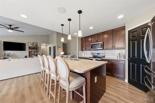 112 Yellowstone Drive, Troy, MO 63379