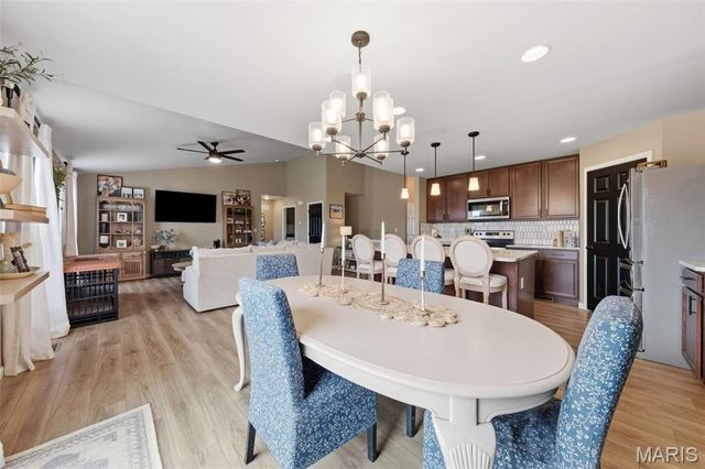 112 Yellowstone Drive, Troy, MO 63379