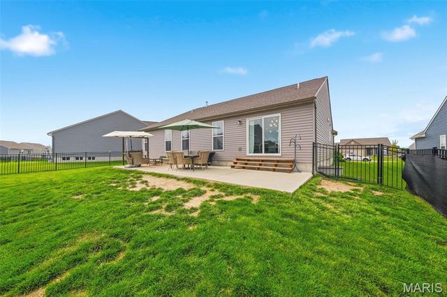 112 Yellowstone Drive, Troy, MO 63379