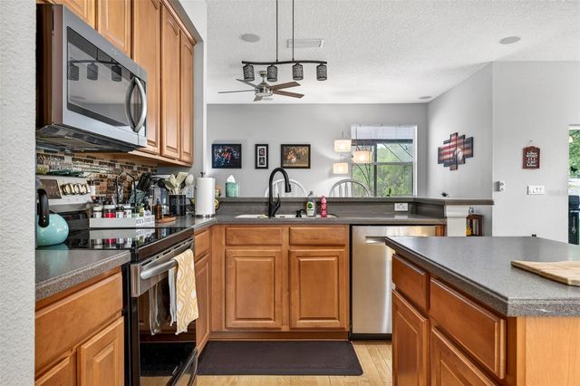 9018 N RIVER ROAD, Tampa, FL 33635