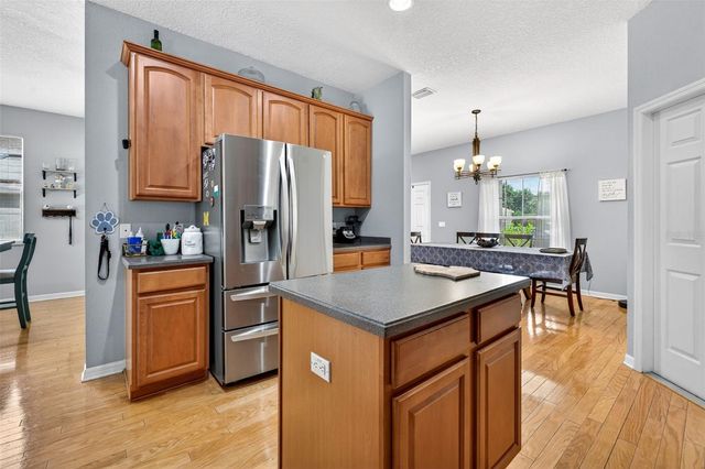 9018 N RIVER ROAD, Tampa, FL 33635