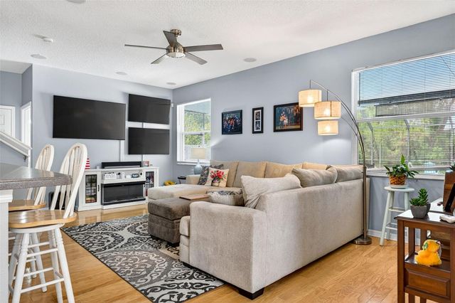 9018 N RIVER ROAD, Tampa, FL 33635