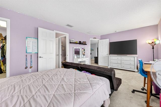 9018 N RIVER ROAD, Tampa, FL 33635