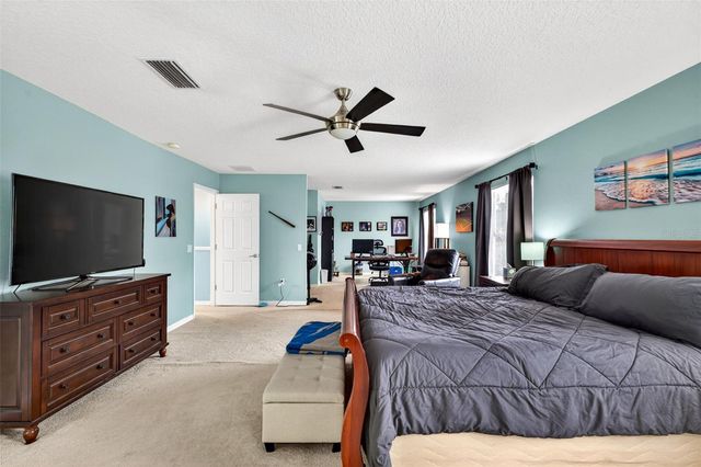 9018 N RIVER ROAD, Tampa, FL 33635