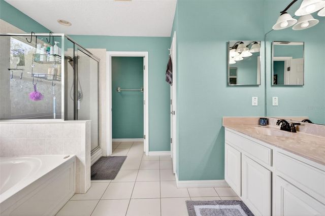 9018 N RIVER ROAD, Tampa, FL 33635