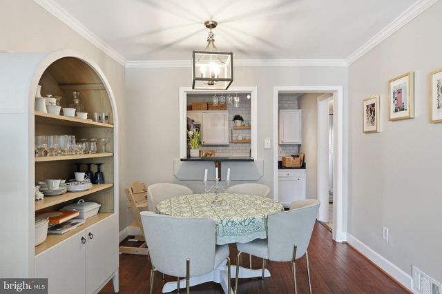 49 W REED AVE, Alexandria, VA 22305