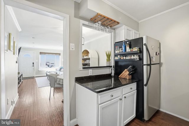 49 W REED AVE, Alexandria, VA 22305