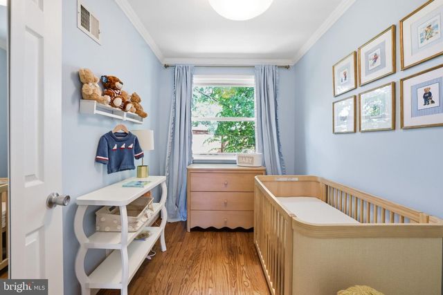 49 W REED AVE, Alexandria, VA 22305