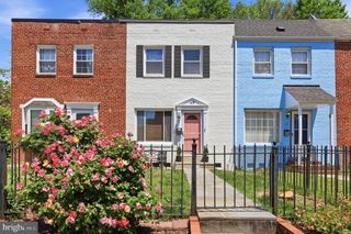 49 W REED AVE, Alexandria, VA 22305