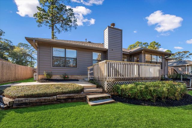 215 Deep Dale Lane, Conroe, TX 77304