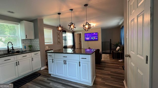 2963 Redwine Road, East Point, GA 30344