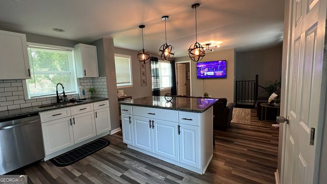 2963 Redwine Road, East Point, GA 30344