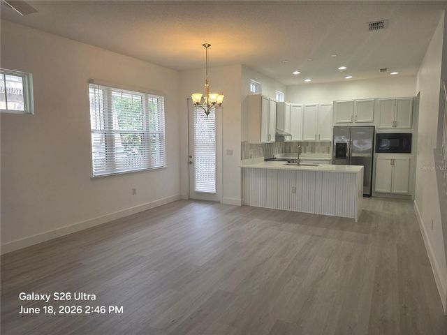 13825 BENAVENTE AVENUE, Orlando, FL 32827