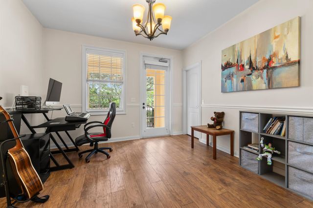 4050 Parkside Drive, Jupiter, FL 33458