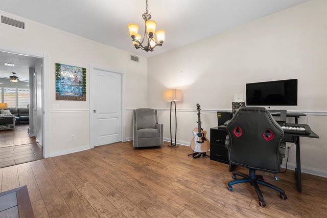 4050 Parkside Drive, Jupiter, FL 33458