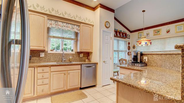 1 Kingston Court, Monroe, NJ 08831