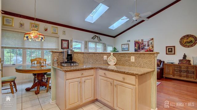 1 Kingston Court, Monroe, NJ 08831