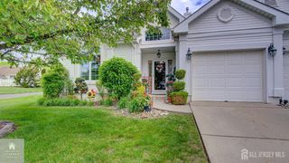 1 Kingston Court, Monroe, NJ 08831