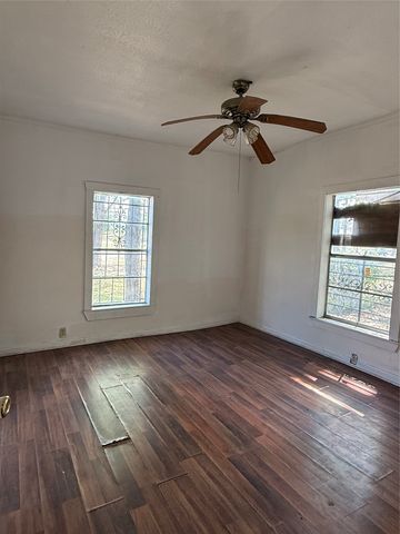 409 Champ Clark Street, Shreveport, LA 71108