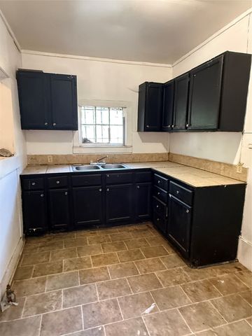409 Champ Clark Street, Shreveport, LA 71108