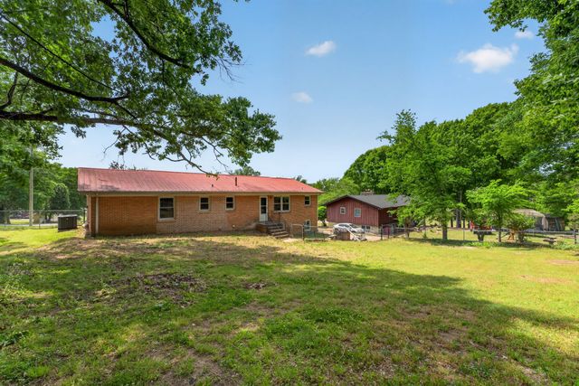 621 Carmack Ave, Carthage, TN 37030