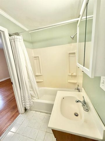 2076 Azalea Circle, Decatur, GA 30033