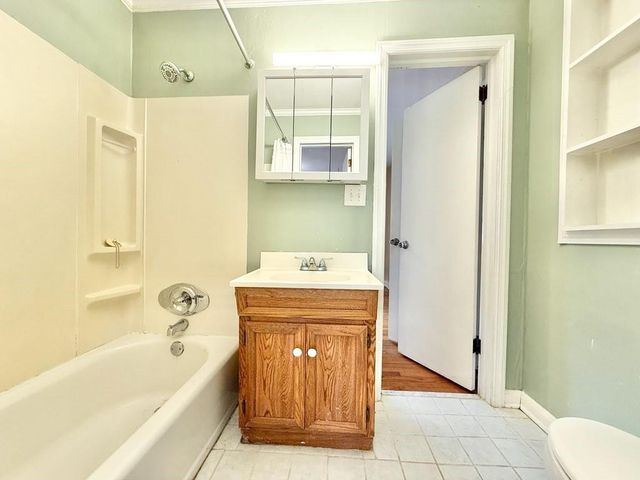 2076 Azalea Circle, Decatur, GA 30033