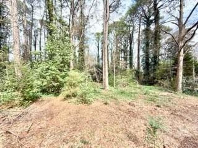 2076 Azalea Circle, Decatur, GA 30033