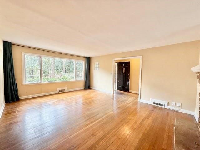 2076 Azalea Circle, Decatur, GA 30033