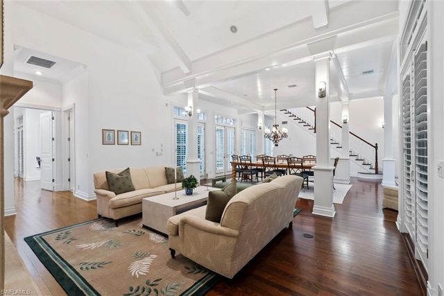 1551 Gulf Shore BLVD S, Naples, FL 34102