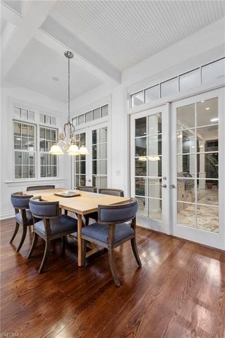 1551 Gulf Shore BLVD S, Naples, FL 34102