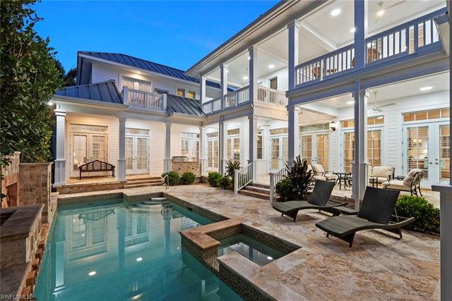 1551 Gulf Shore BLVD S, Naples, FL 34102