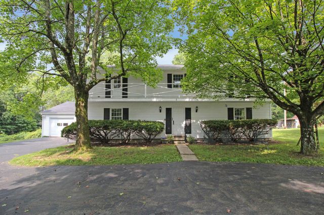 2399 Arabelle Drive NE, Lancaster, OH 43130