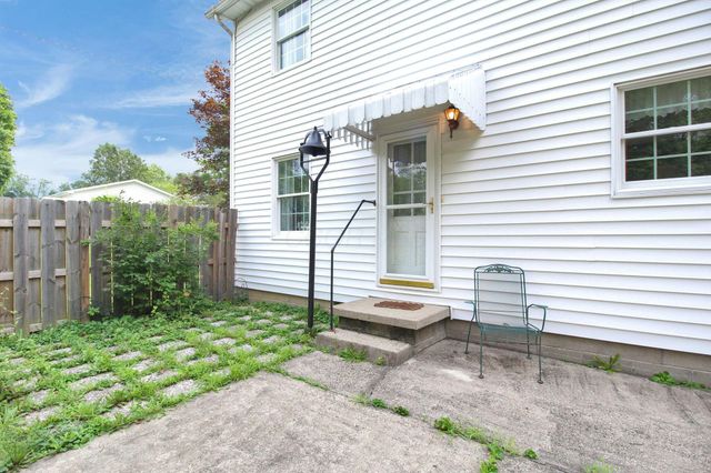 2399 Arabelle Drive NE, Lancaster, OH 43130