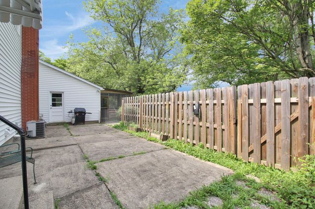 2399 Arabelle Drive NE, Lancaster, OH 43130