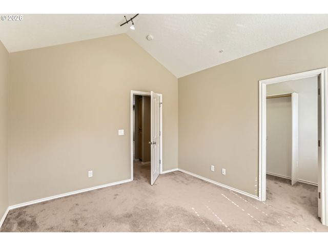 16159 Nw CENTINE Ln, Portland, OR 97229