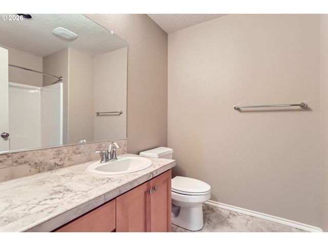 16159 Nw CENTINE Ln, Portland, OR 97229