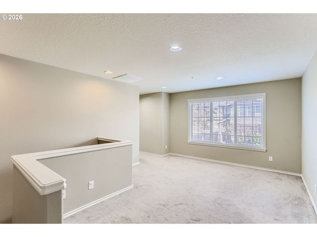 16159 Nw CENTINE Ln, Portland, OR 97229