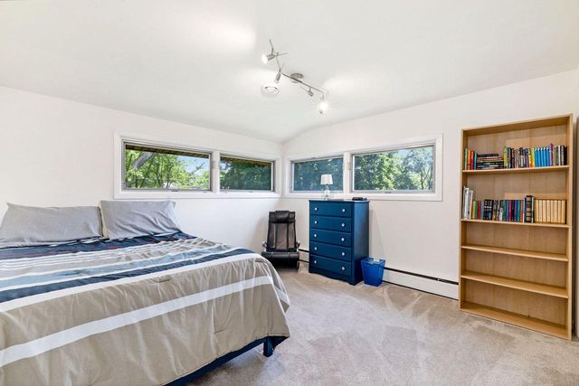 1530 Fairhaven BOULEVARD, Elm Grove, WI 53122