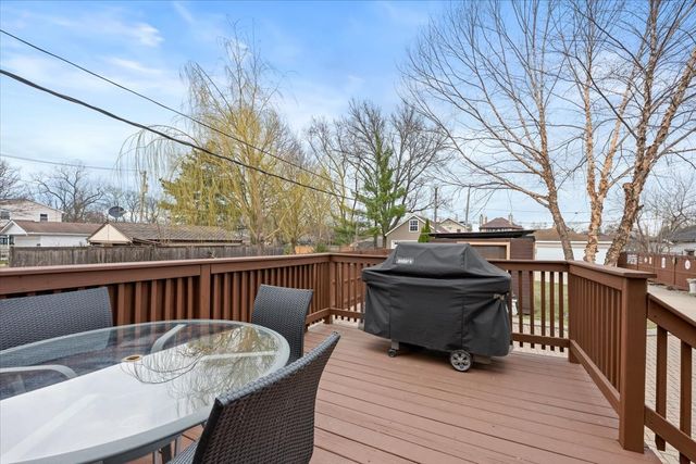 5877 N Central Avenue, Chicago, IL 60646