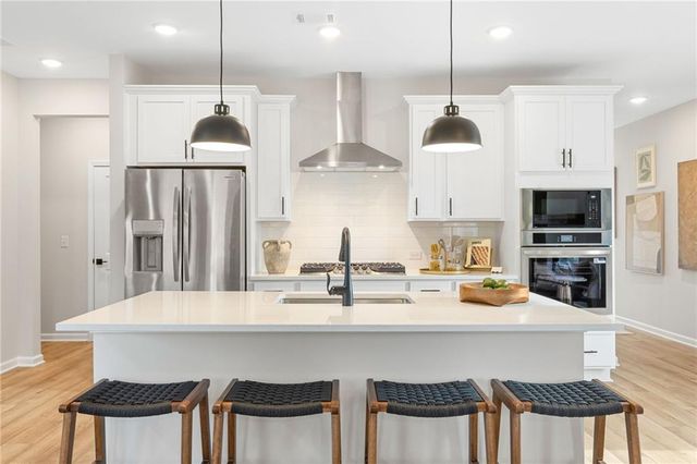 445 Possumhaw Place, Canton, GA 30114
